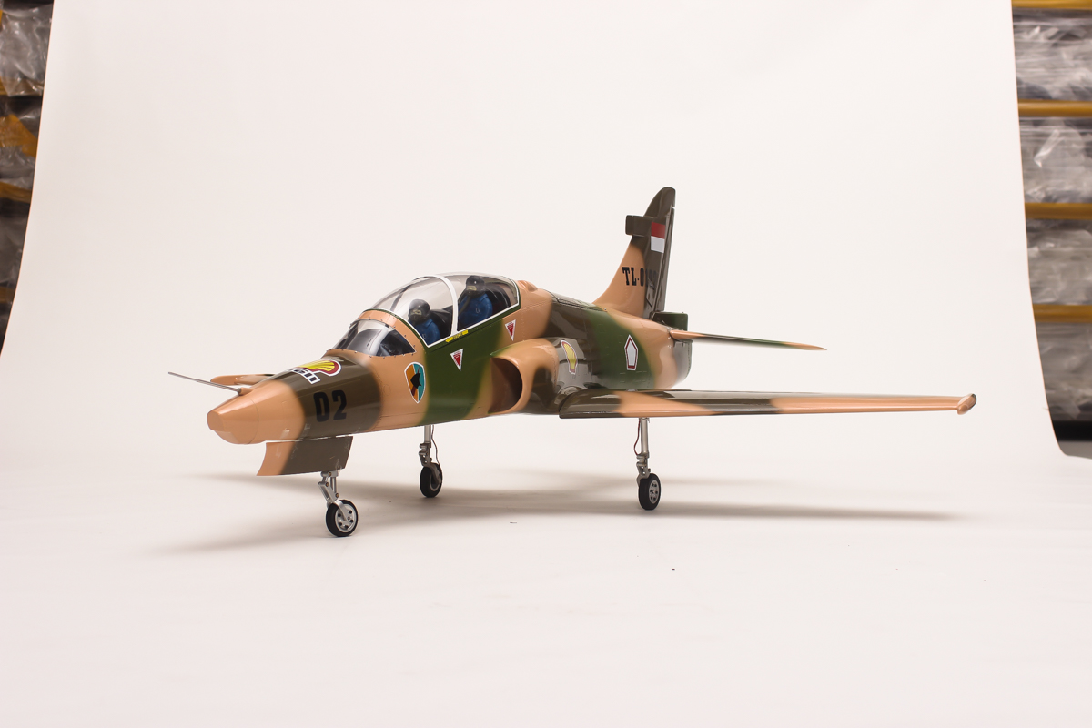 Air Force british Bae Hawk Wood+carbon wing/epoxy fuselage